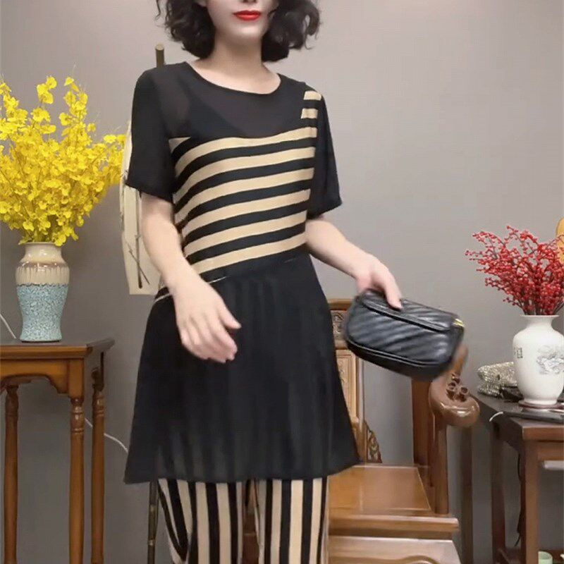 气质条纹高级感时尚套装女24夏季短袖中长款拼接t恤小脚裤两件套