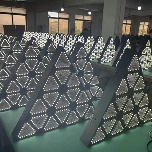 酒吧复古三角灯清吧ktv包房娱乐场所背景灯全彩辅光矩阵灯效果灯