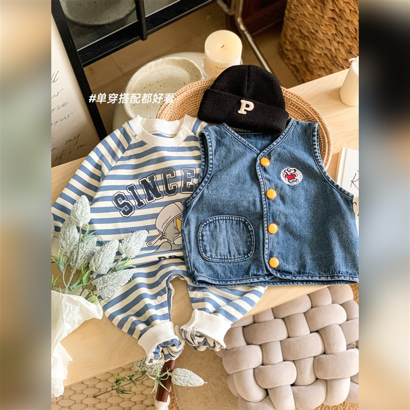 婴儿春秋款爬服马甲早春外出套装男宝宝连体衣春装新款婴幼儿衣服