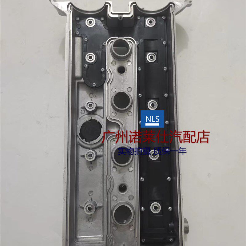 适用于别克凯越1.8老君威2.0发动机气门室盖总成铝合金发动机缸盖