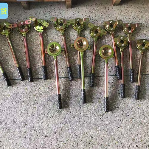 e17灯座锁紧器e27手动卡灯座机12针夹具e14螺口治具打点机b22卡口