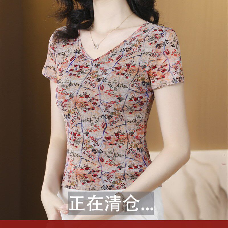 V领网纱打底衫女士夏季2024新款洋气碎花短袖t恤大码弹力内搭上衣