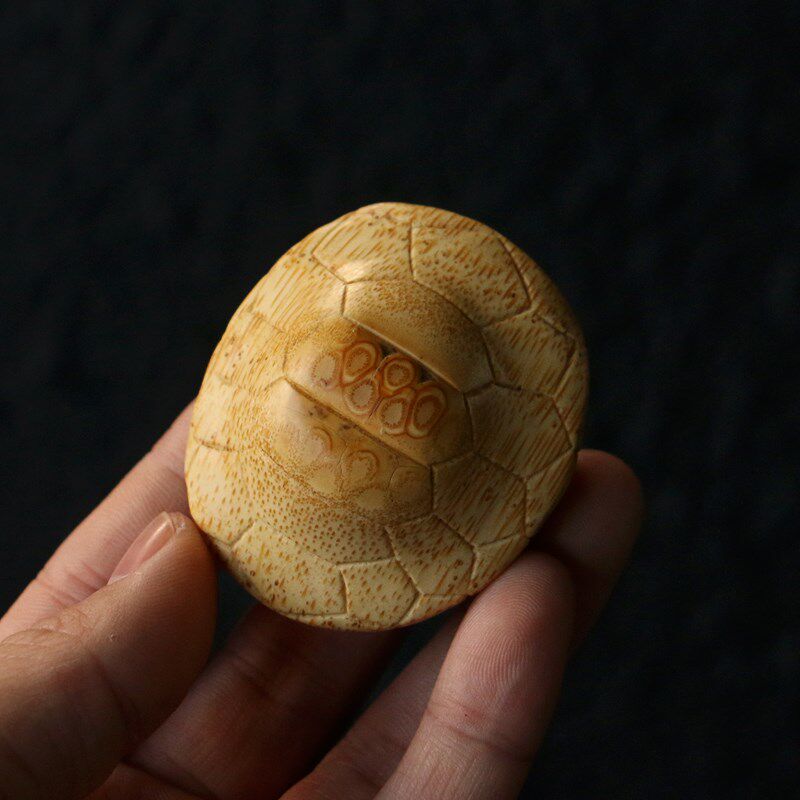 精品纯手手雕竹天然老刻根龟背型工把件竹根雕把玩小挂件摆件把玩