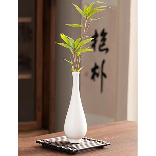 德化羊脂玉瓷观音玉净瓶陶瓷花瓶纯白色瓷器摆件桌面佛前供瓶花器