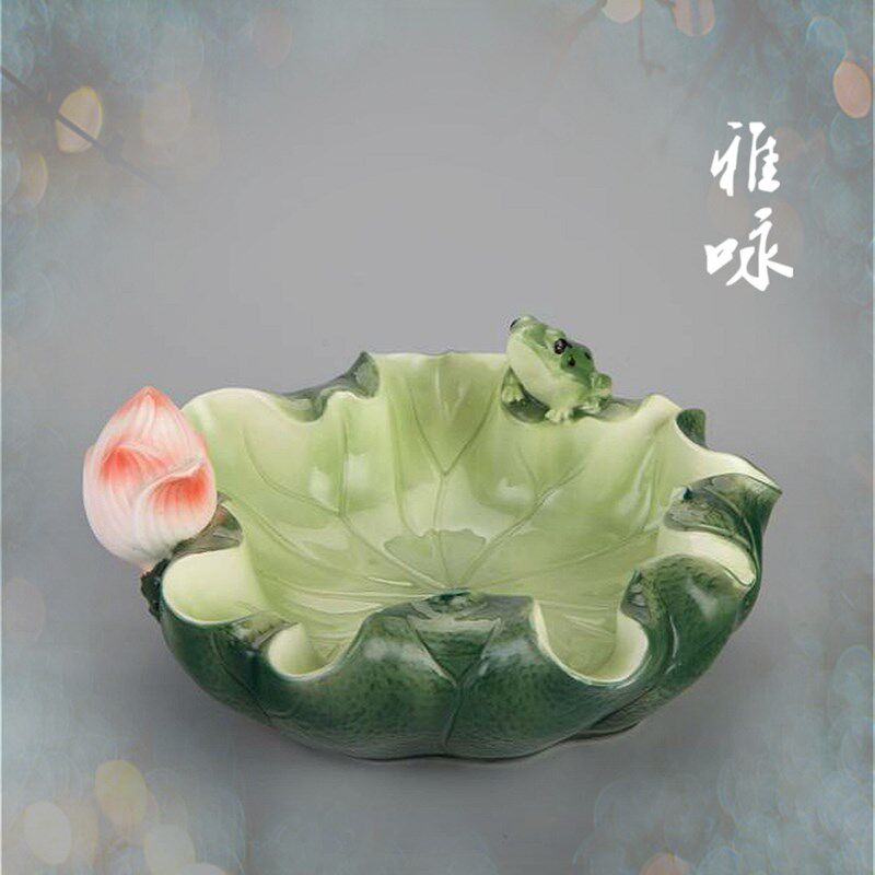 欧邮包式客厅创意大号荷花陶瓷烟灰缸办公室个性潮流家居摆件时尚