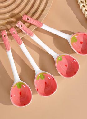 草莓配粮勺陶瓷勺子仓鼠金丝熊用品粮食勺辅食勺可爱创意小勺用品