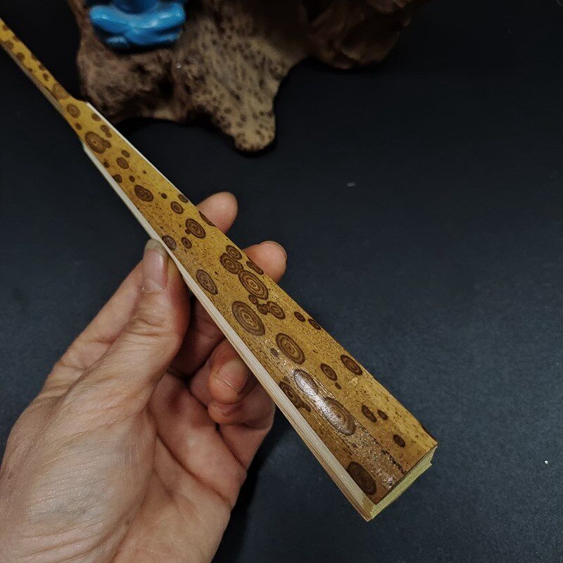 老艺人制作文玩折扇九寸天然斑竹老掉牙梅鹿扇骨蜡底白花贴梁刮宓