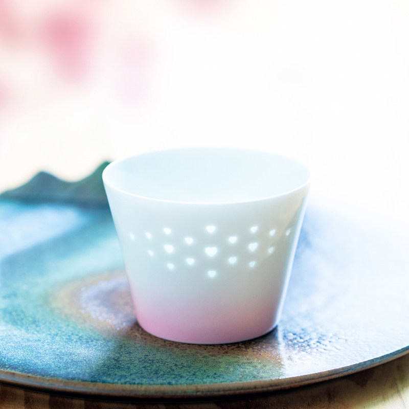 山水间莲花玲珑拉花咖啡杯景德镇高颜值茶杯随手杯陶瓷水杯子家用