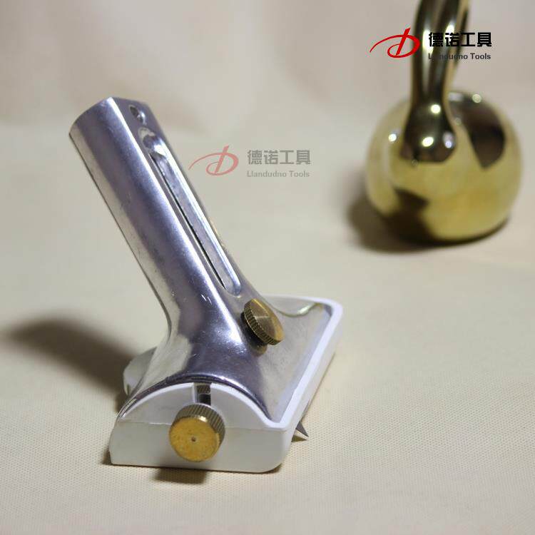 兔帝pvc塑胶地板施工工具 手动墙角收口推刀 依墙推刀 推边器