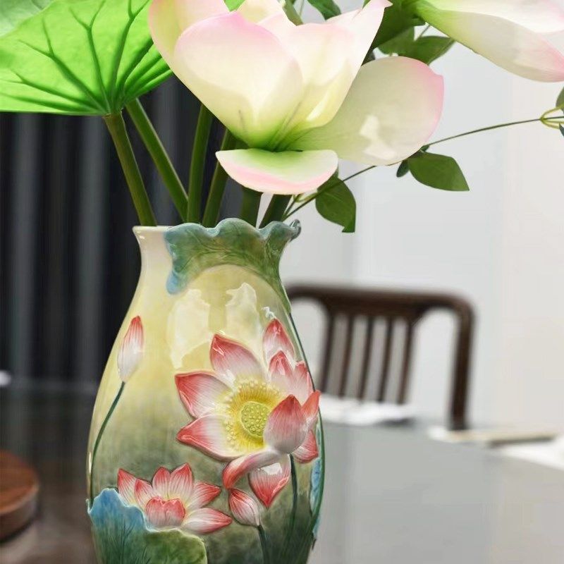方亚陶瓷莲花花瓶好运莲莲中式台面高花瓶手绘釉下彩精致家居礼品