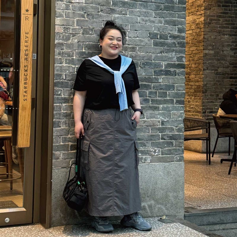 福饮沸别【灰色空间】大码胖mm夏季新款休闲百搭显瘦工装裙-2067
