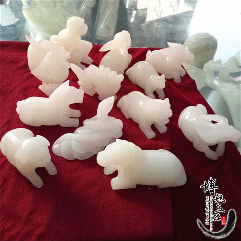 天然阿富汗白玉十二生肖摆件鼠牛虎兔龙蛇马羊猴鸡狗玉石动物属相