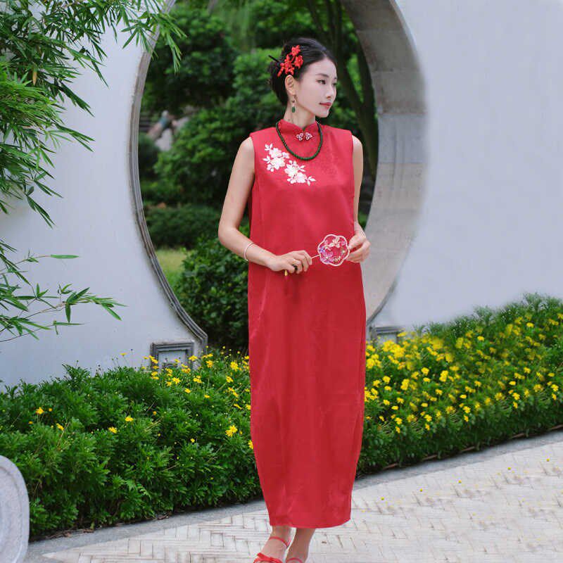 新中式复古旗袍结婚晨袍女新娘高级感敬酒服红色回门订婚礼服裙女