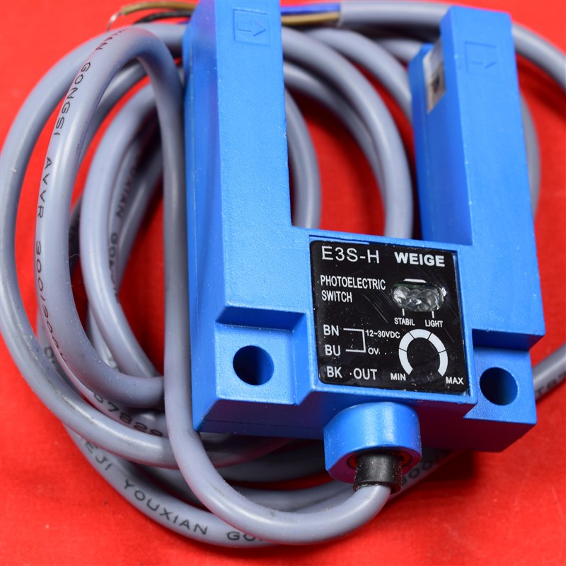weige 电梯申菱U型开关 E3S-H 平层感应开关