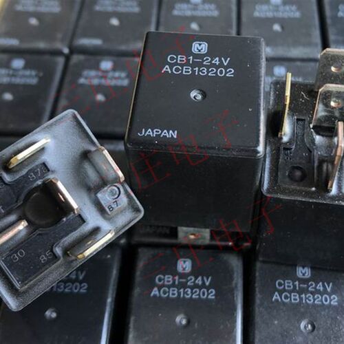 全新 5脚 继电器 CB1-24V ACB13202;CB1-12V ACB13201;V4-1C 座