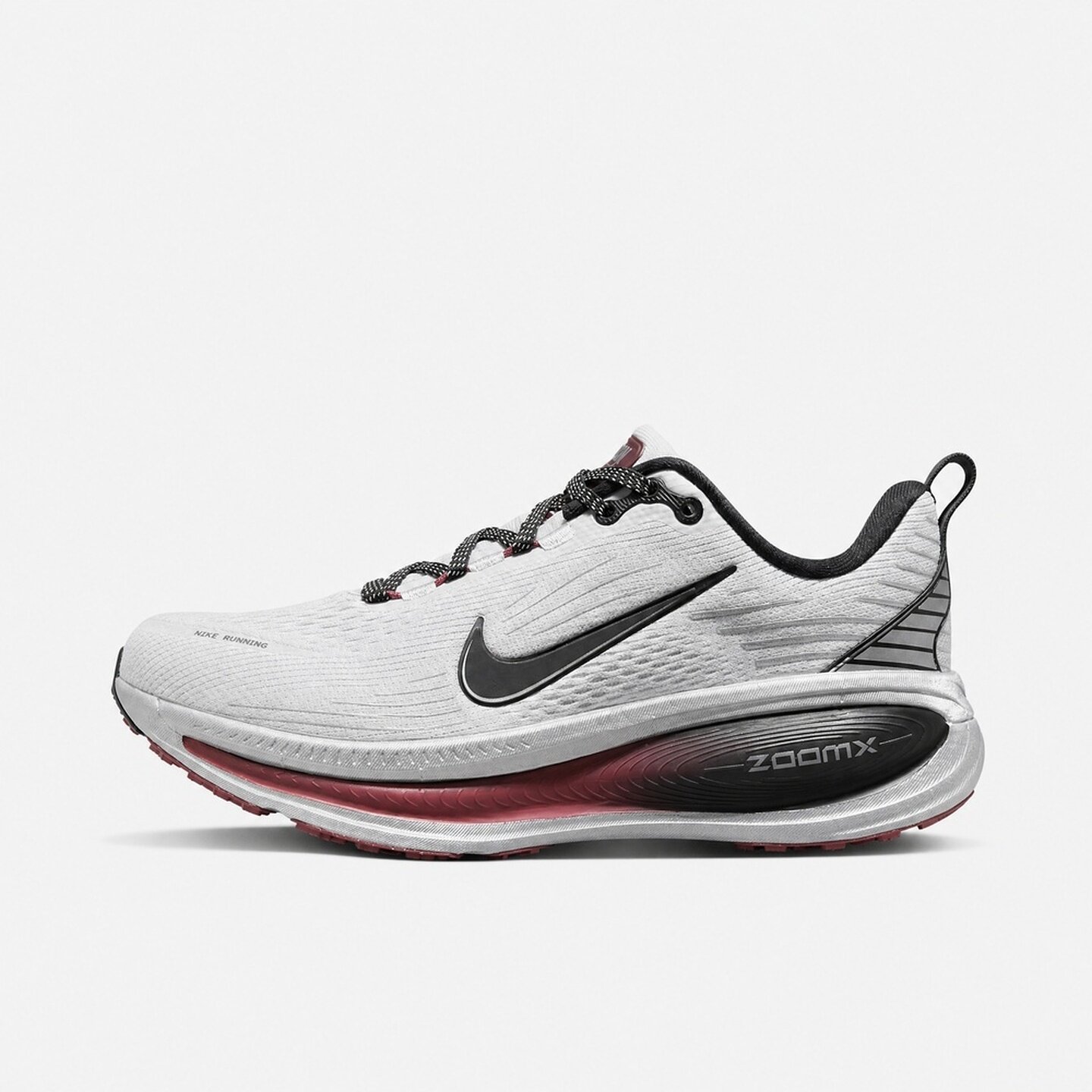 耐克（NIKE）女子VOMERO跑步鞋IQ0468-001