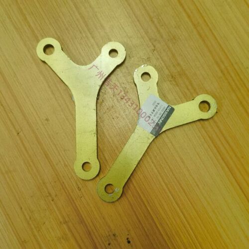 郑州东风撑骐皮卡ZD22 D2全A发电机调节支架安装支锐架支架2新件
