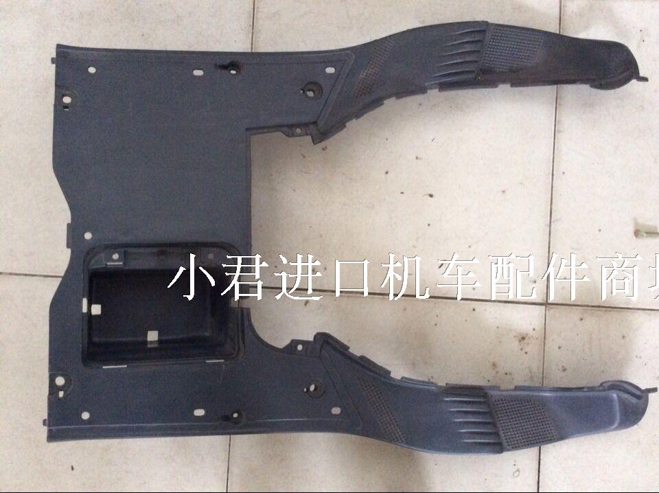 珠峰光阳机车四冲程踏板车ZF125T--12仿凌鹰摩托车脚踏板/块