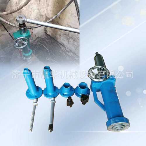 Pipeline manual pressure perforating machine