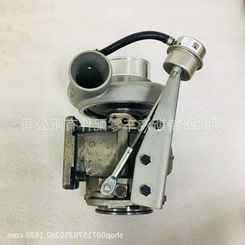 适用于玉柴发动机240 260马力4051139 G4400-1118010C WH1E HX40W