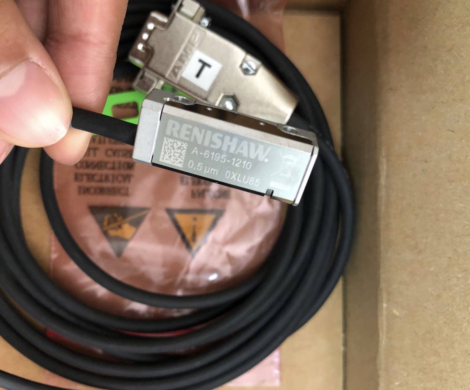 全新RENISHAW雷尼绍A-6195-1210读数头光栅尺扫瞄头编码器0.5UM