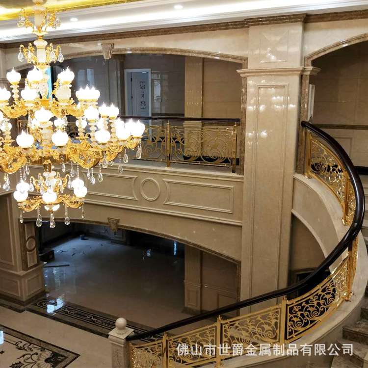 简约欧式铝镁合金别墅楼梯护栏 铜铝雕花镀金护栏花板楼梯扶手