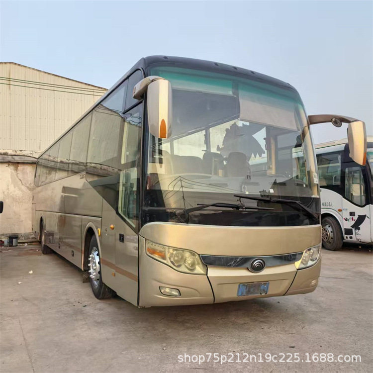 宇通55座公路旅游大巴