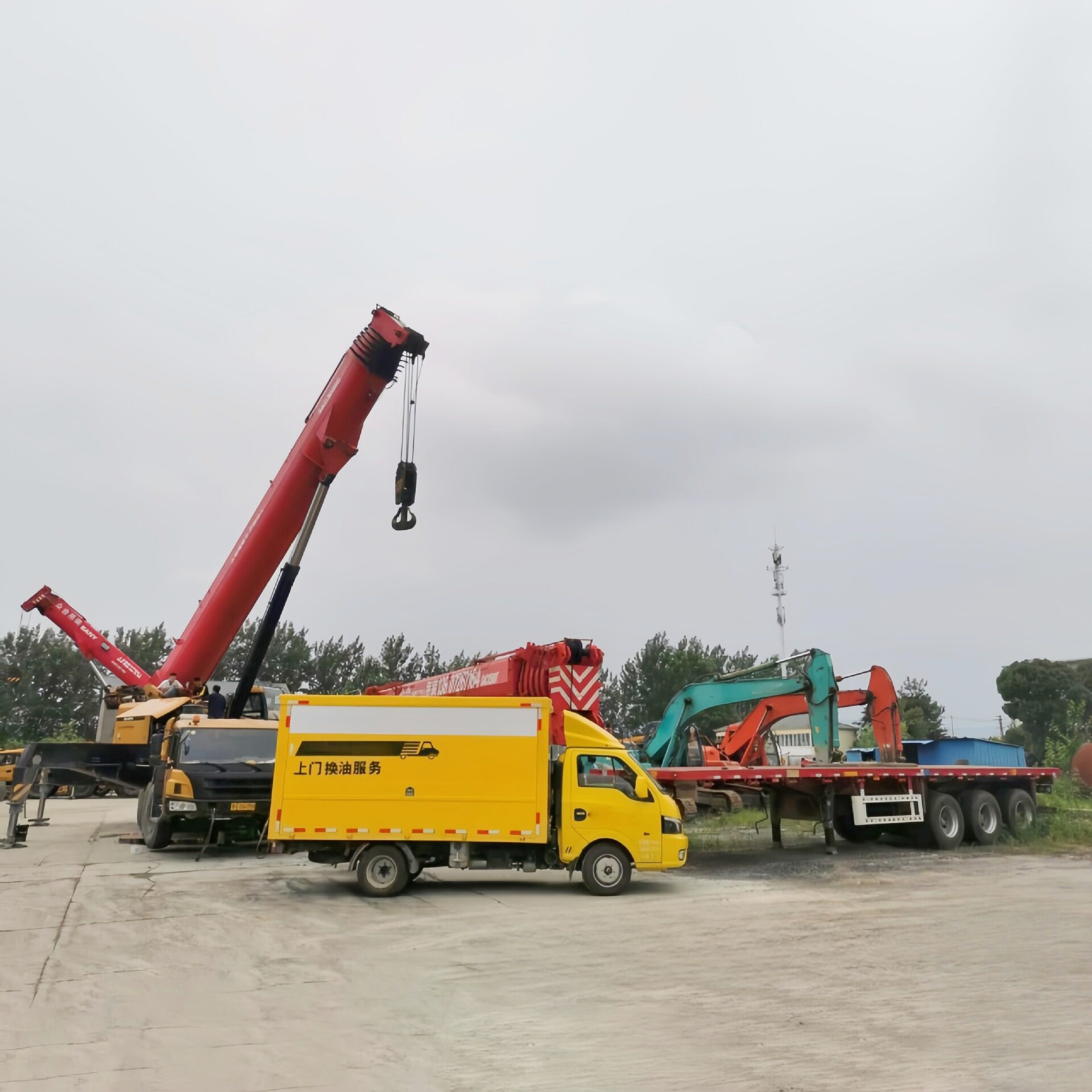 东风矿区移动换油检修车