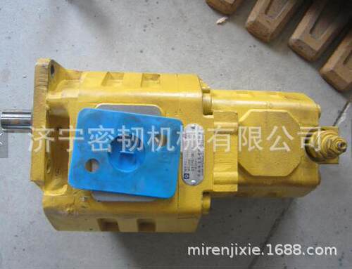 推土机装载机液压泵齿轮泵WA380/WA320/WA470齿轮泵705-52-30280
