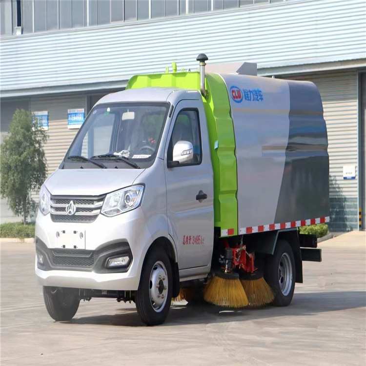 长安蓝牌小型燃油扫路车可货到付 东风3立方四轮扫地车可分期采购