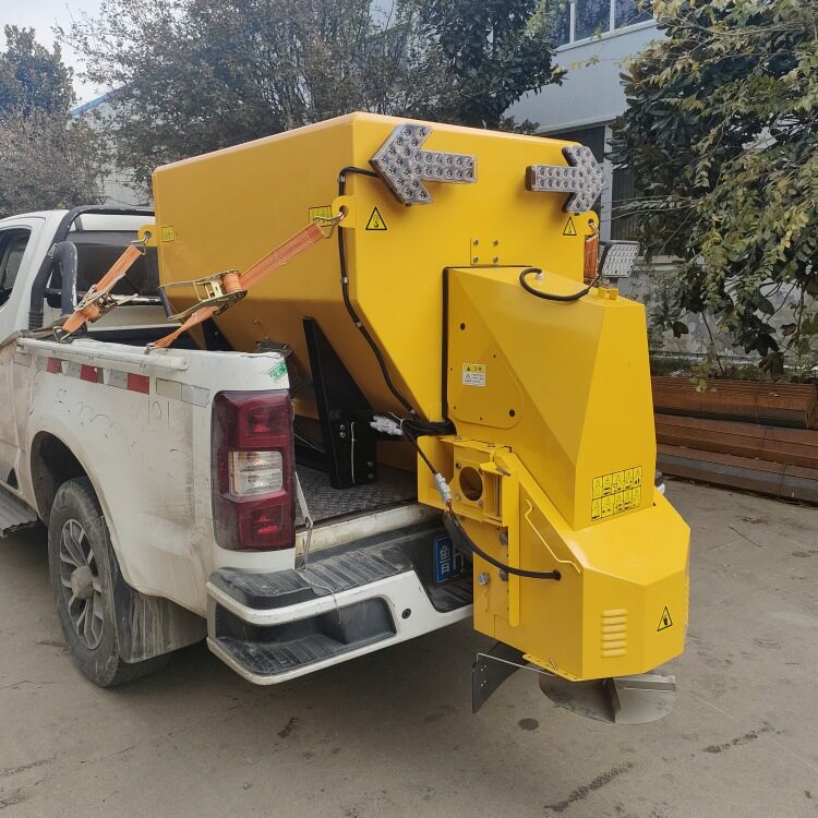 市政公路除雪设备皮卡车载式融雪剂撒布机电动不锈钢款融雪撒盐机