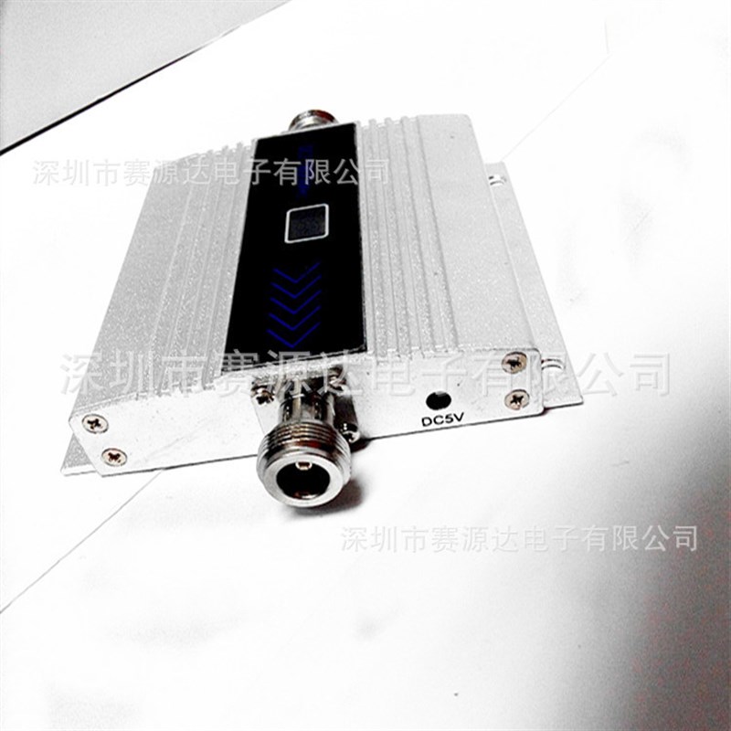 W-CDMA联通n小显示屏3G/2100MHz信号增强器