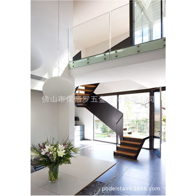 现代风格简约建筑装饰工程栏杆钢结构楼L梯扶手小户型家用楼梯