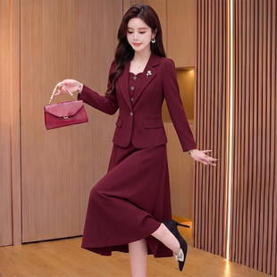 喜婆婆婚宴西装套装连衣裙女2026新款秋年轻妈妈礼服平时可穿