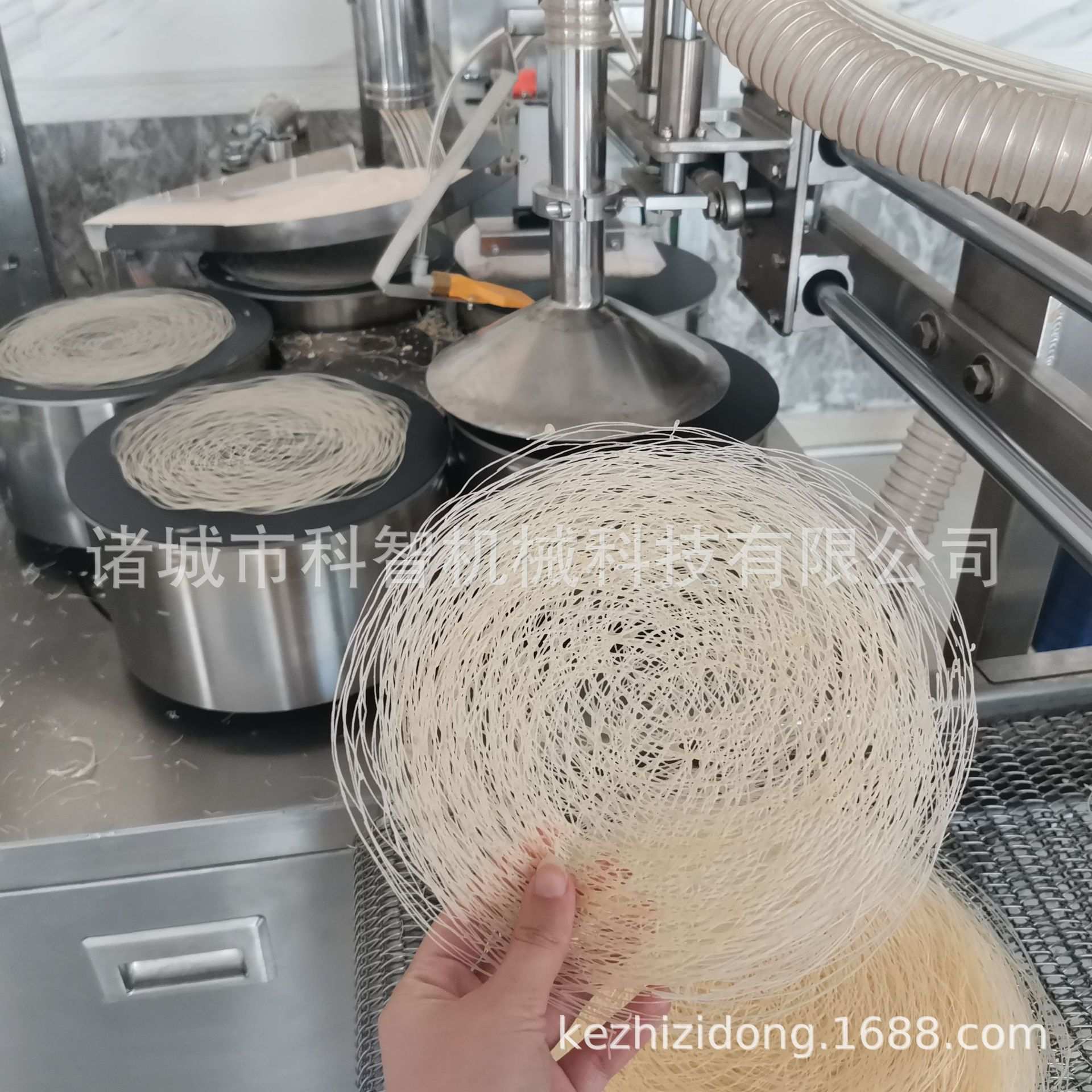 越南圆形米皮机工厂优惠装饰用网皮机器