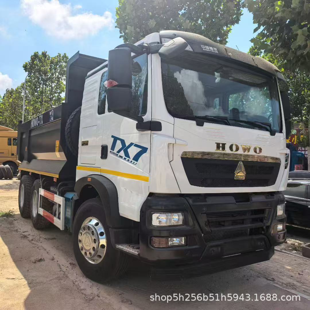 跨境供应豪沃搅拌车豪沃国3后八轮新款混凝土水泥罐车工程自卸车