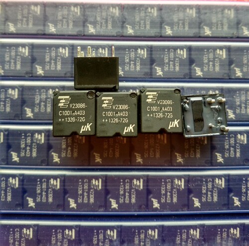 V23086-C1001-A403 全新原装现货TE泰科汽车继电器五脚12VDC!