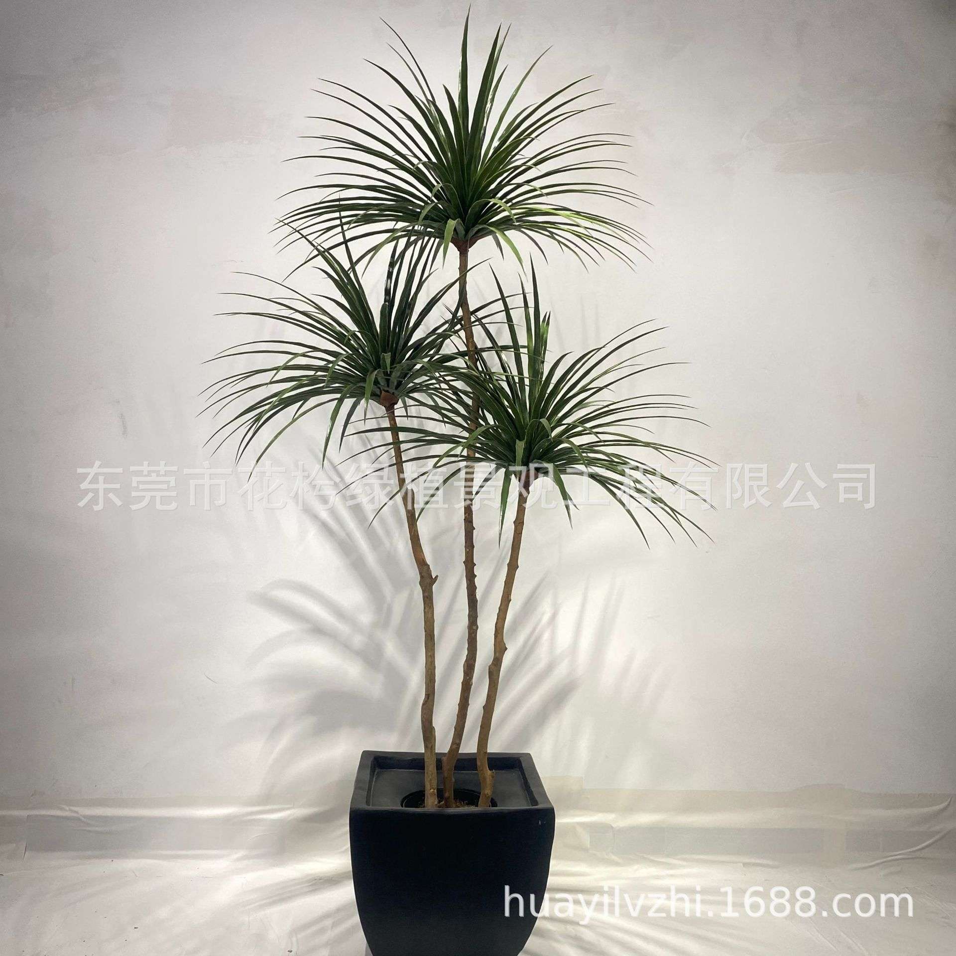 仿真铁树假盆栽巴西龙血树绿植商场植物红铁血树酒店落地盆景摆件