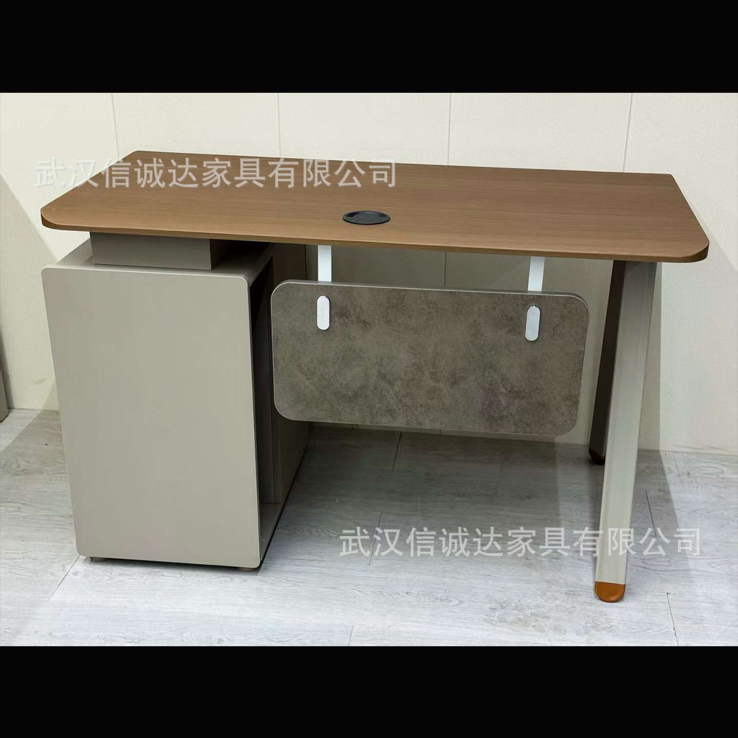 武汉新款带锁办公桌单人位办公卡座电脑桌屏风职员桌办公家具直供