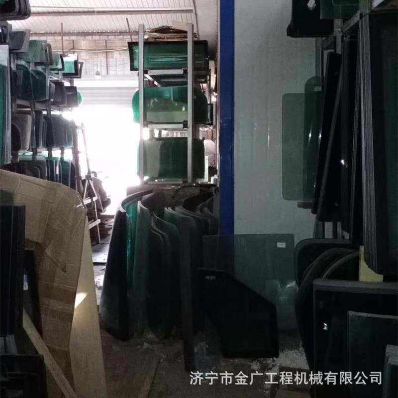 铲车钢化玻璃 装载机驾驶室 前挡风玻璃 玻璃