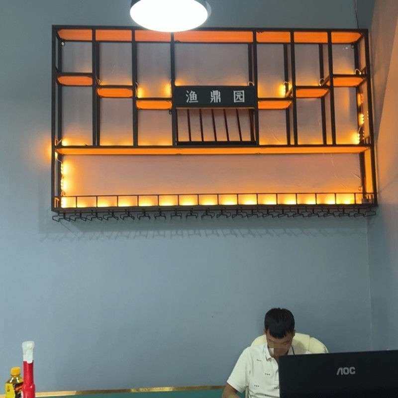 ir酒吧吧台酒柜靠墙壁挂式置物架工业风铁艺展示架创意壁挂红酒架