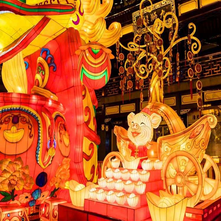 新年装饰道具商场互动打卡引流装饰美陈景观小品拍照游乐装置