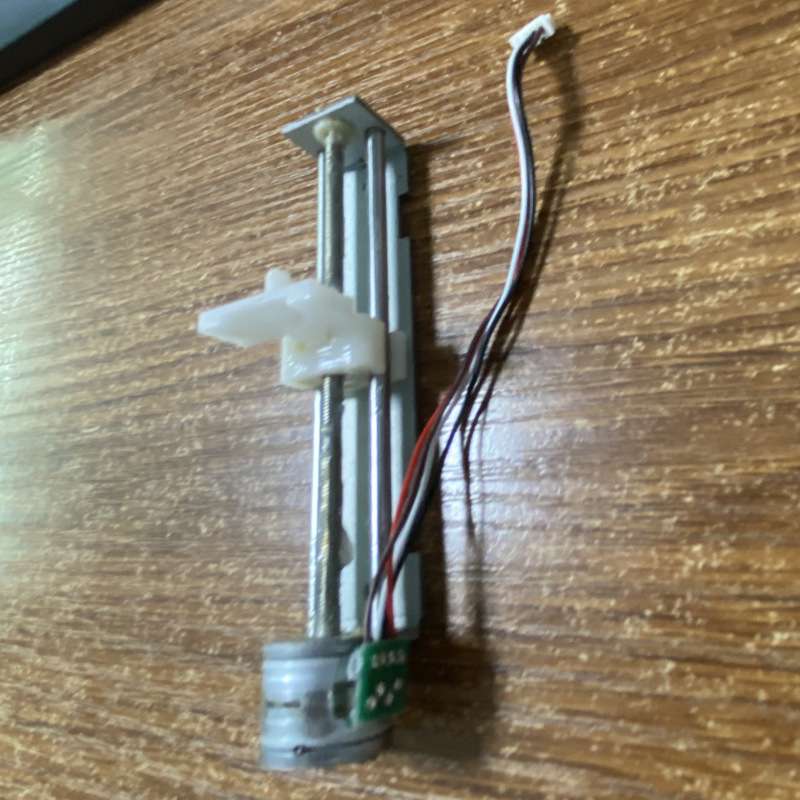 供应90mm步进滑台12V步马达直线轴承导轨电机分析仪电机深圳制造