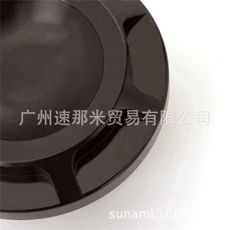 哈雷XL883/1200 X48 72戴娜 软尾改装个性复古CNC金属梅花油箱盖