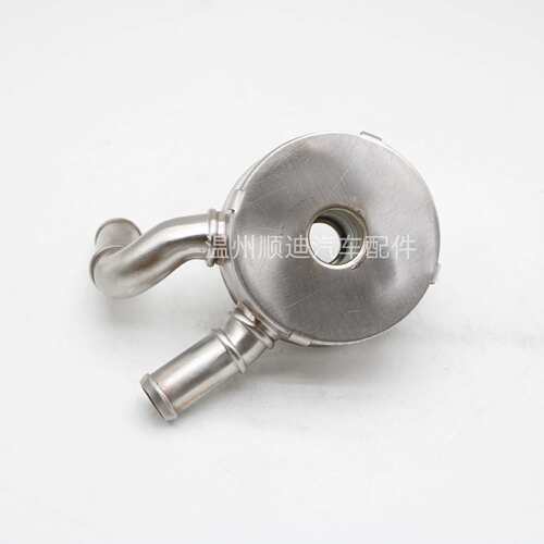 LF6W14700Aoil cooler发动机机油散热器LF6W-14-700A