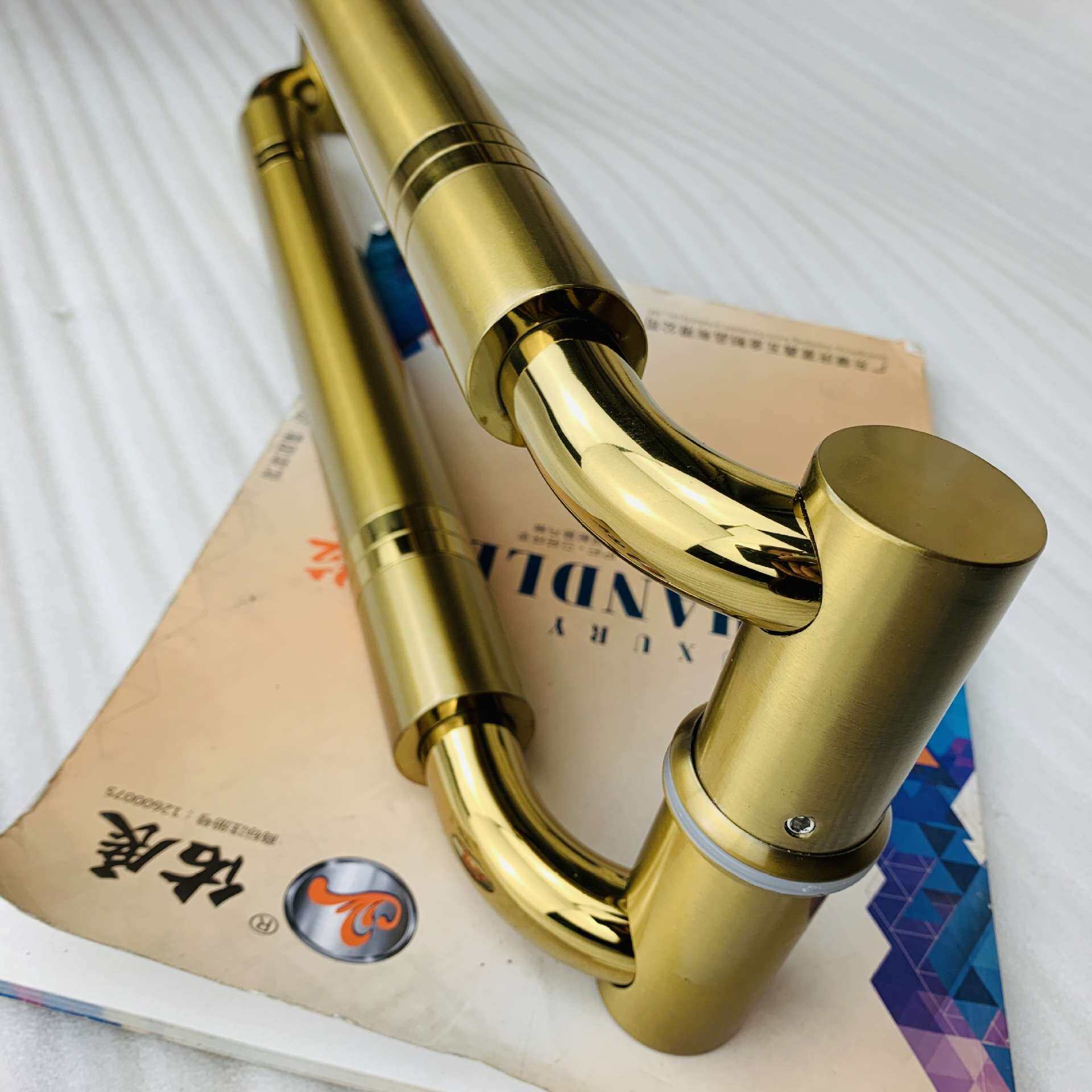 现代玻璃门拉手无指纹钛金不锈钢大门拉手木门移门拉手简约门把手