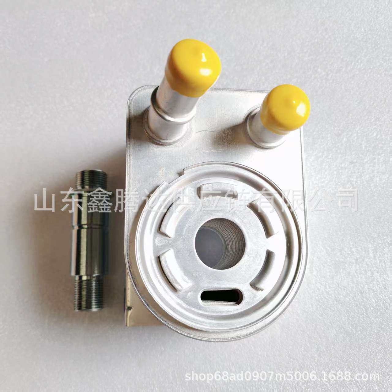 适用吉普自由光机油冷却器05047370AC 05048119AB 05048119AD