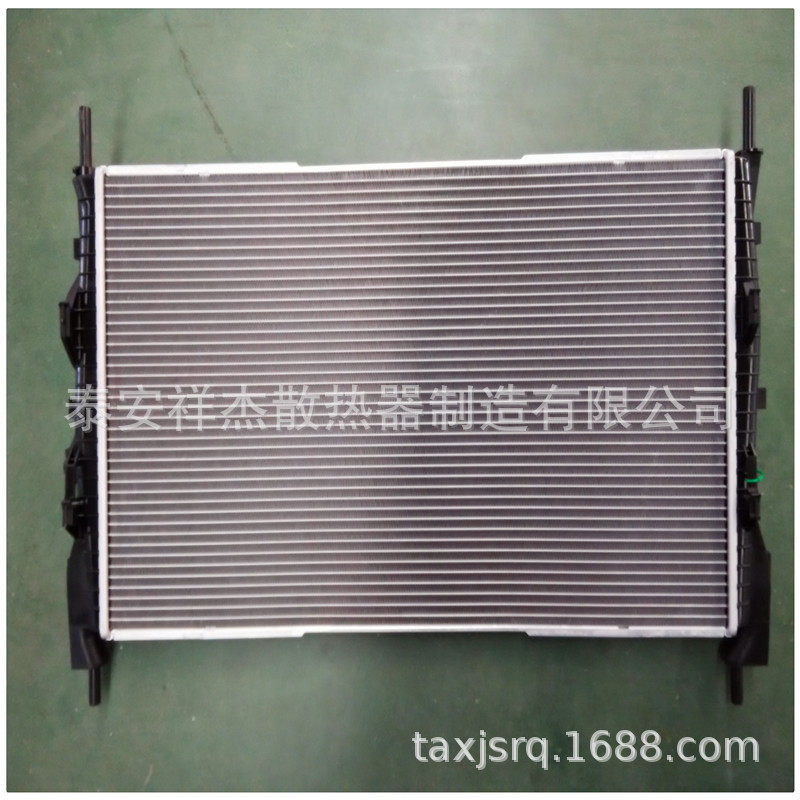 汽车散热器水箱欧美车系适用于福特全顺新全顺V348