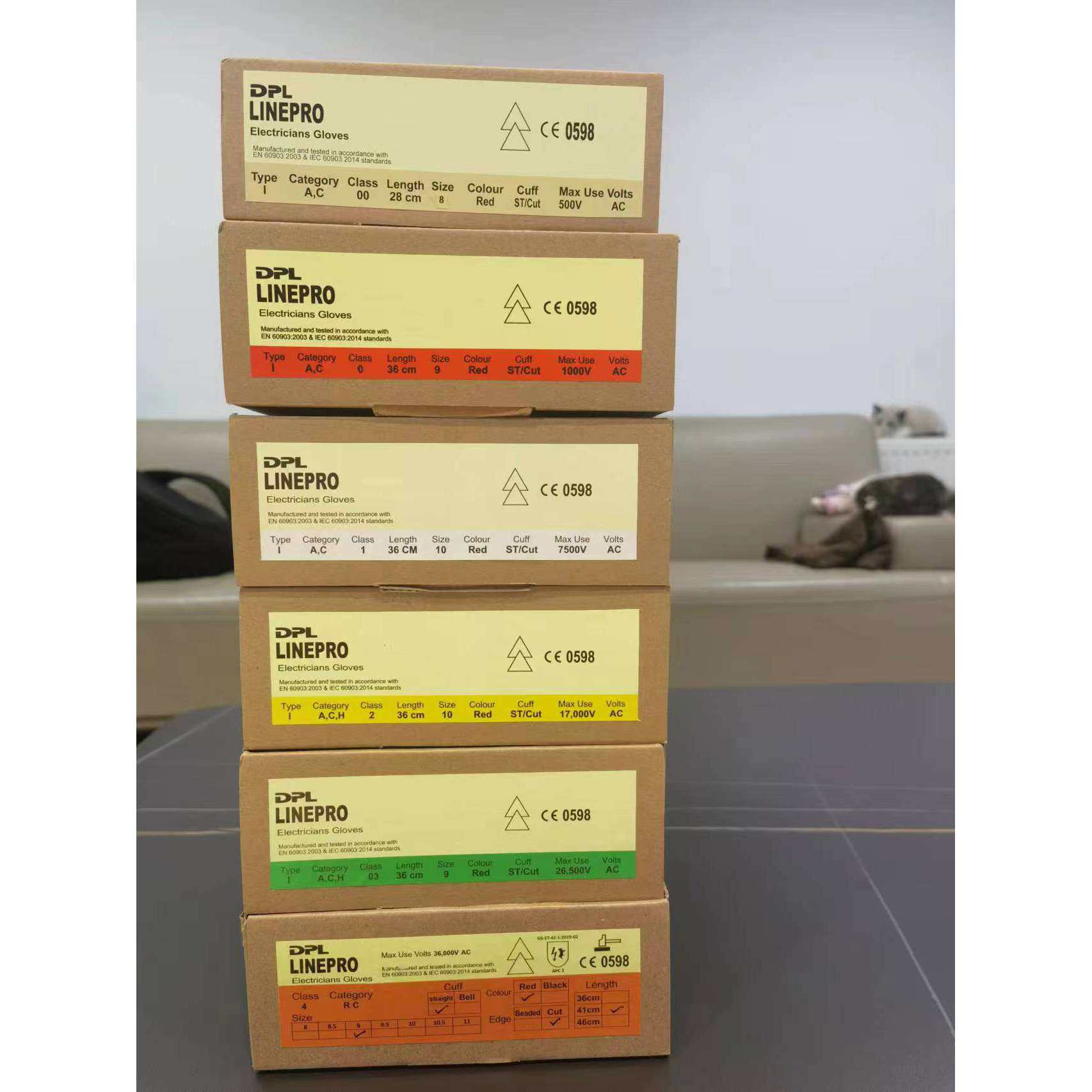 斗电侠绝缘手套高压电工专用0级2级4级现货进口DPL绝缘手套