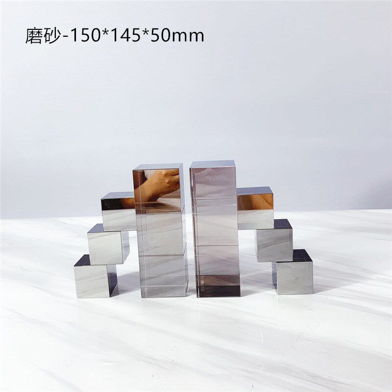 现代简约欧式水晶玻璃几何楼梯攀登书档摆件样板房售楼处软装饰品